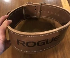 Rogue Ohio Lifting Belt -Fitness Equipment 22fb0cee7e1f3bde58293de743871417 5d2d2f108c739 600x491 1