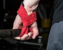 Harbinger Padded Leather Lifting Straps -Fitness Equipment 86ecfcbc1e9f1ae5ee2d71910877da36 5d0a757e6358d 600x479 1