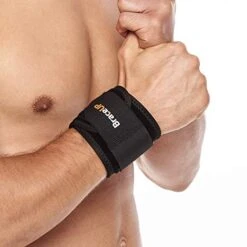 BraceUP Wrist Wraps -Fitness Equipment f7696a9b362ac5a51c3dc8f098b73923 5d0a7579aed62